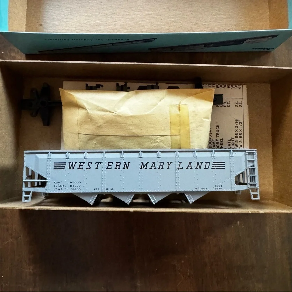 ATHEARN-#1757-WESTERN MARYLAND-4-BAY HOPPER CAR-BUILT KIT-LOT B-HO SCALE